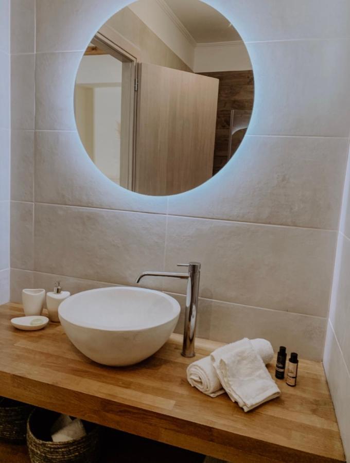 Mangata Suites Homes With Private Pools Spartokhorion Экстерьер фото