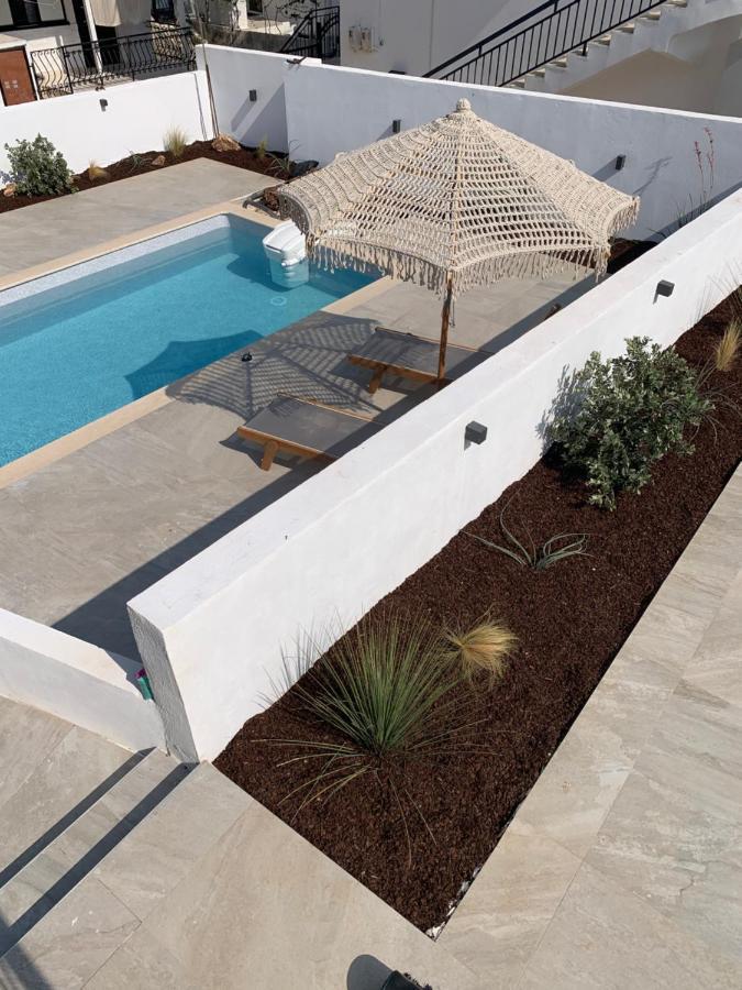 Mangata Suites Homes With Private Pools Spartokhorion Экстерьер фото